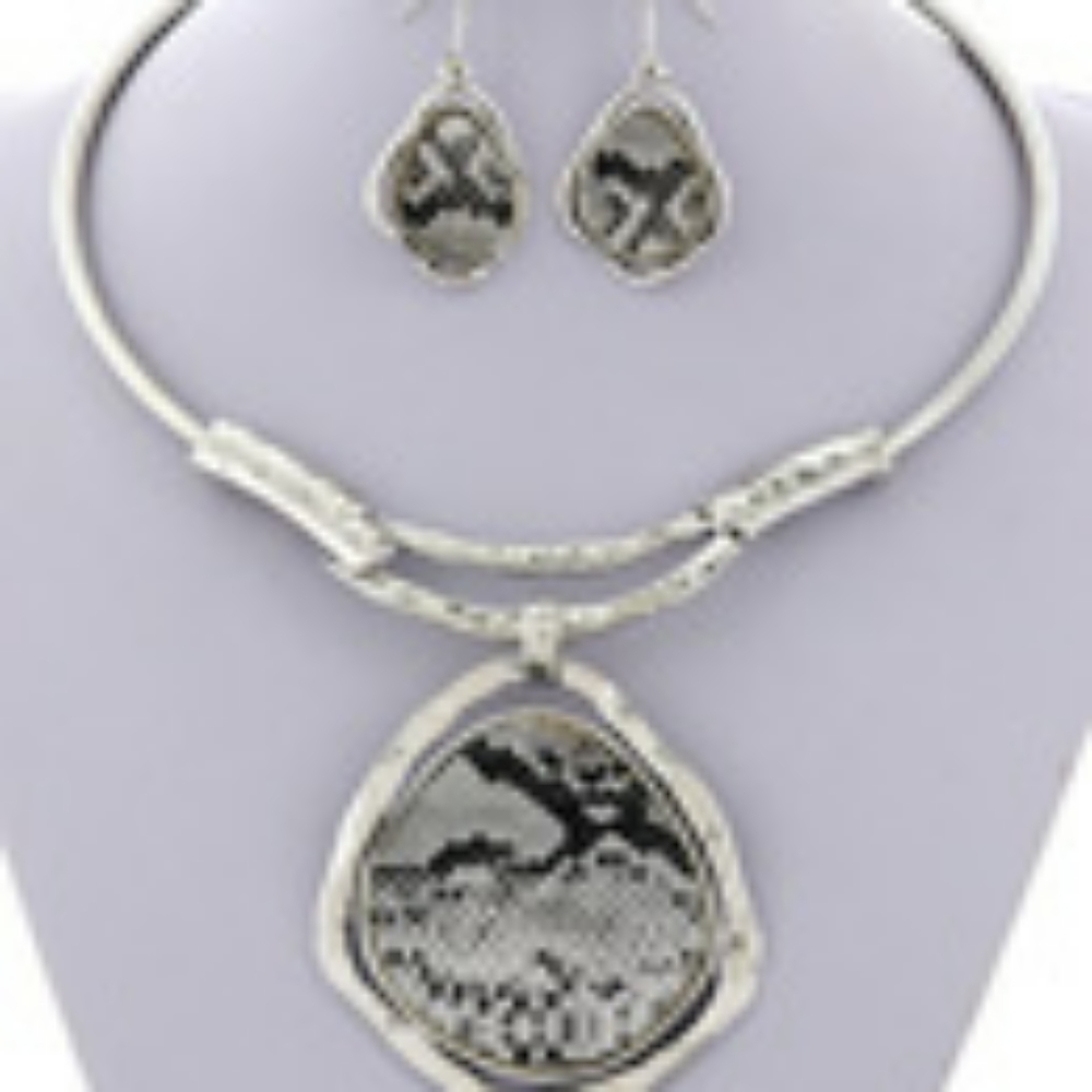 Necklace Sets